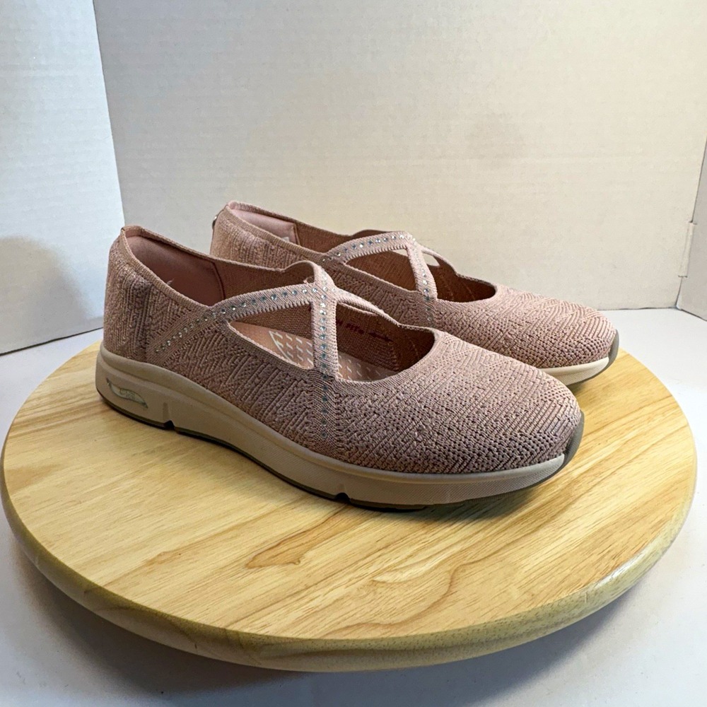 Skechers Martha Stewart Arch Fit Living Rose Pink Mary Jane Sneaker 9 SN 159175